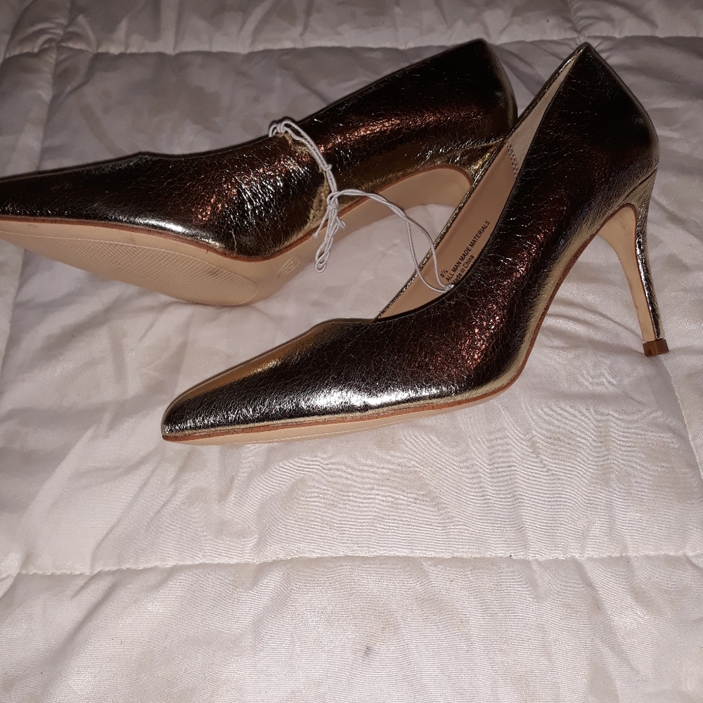 Shoes - Picture 2 of 2